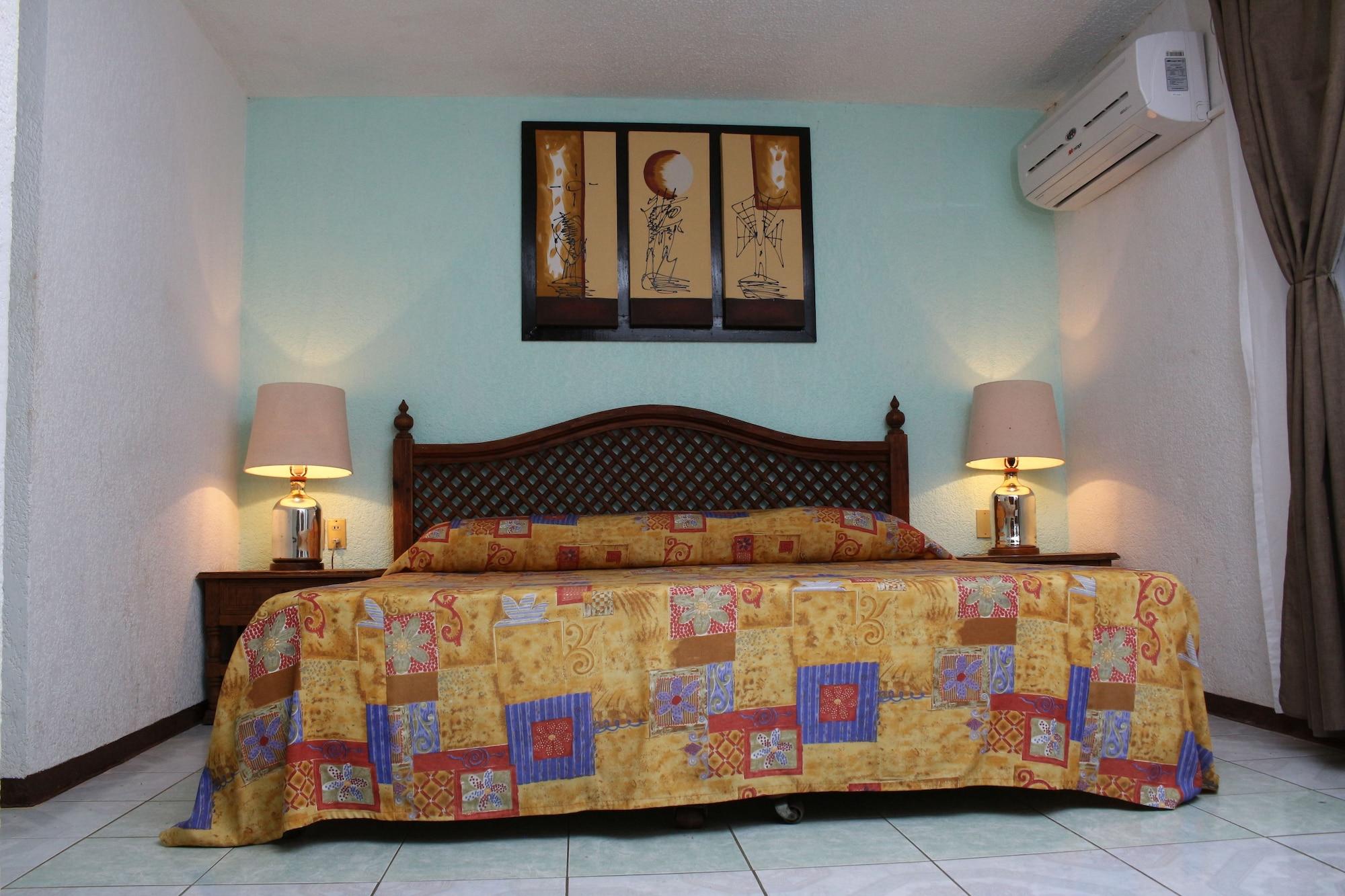 Hotel Spa Taninul Los Puentes Buitenkant foto