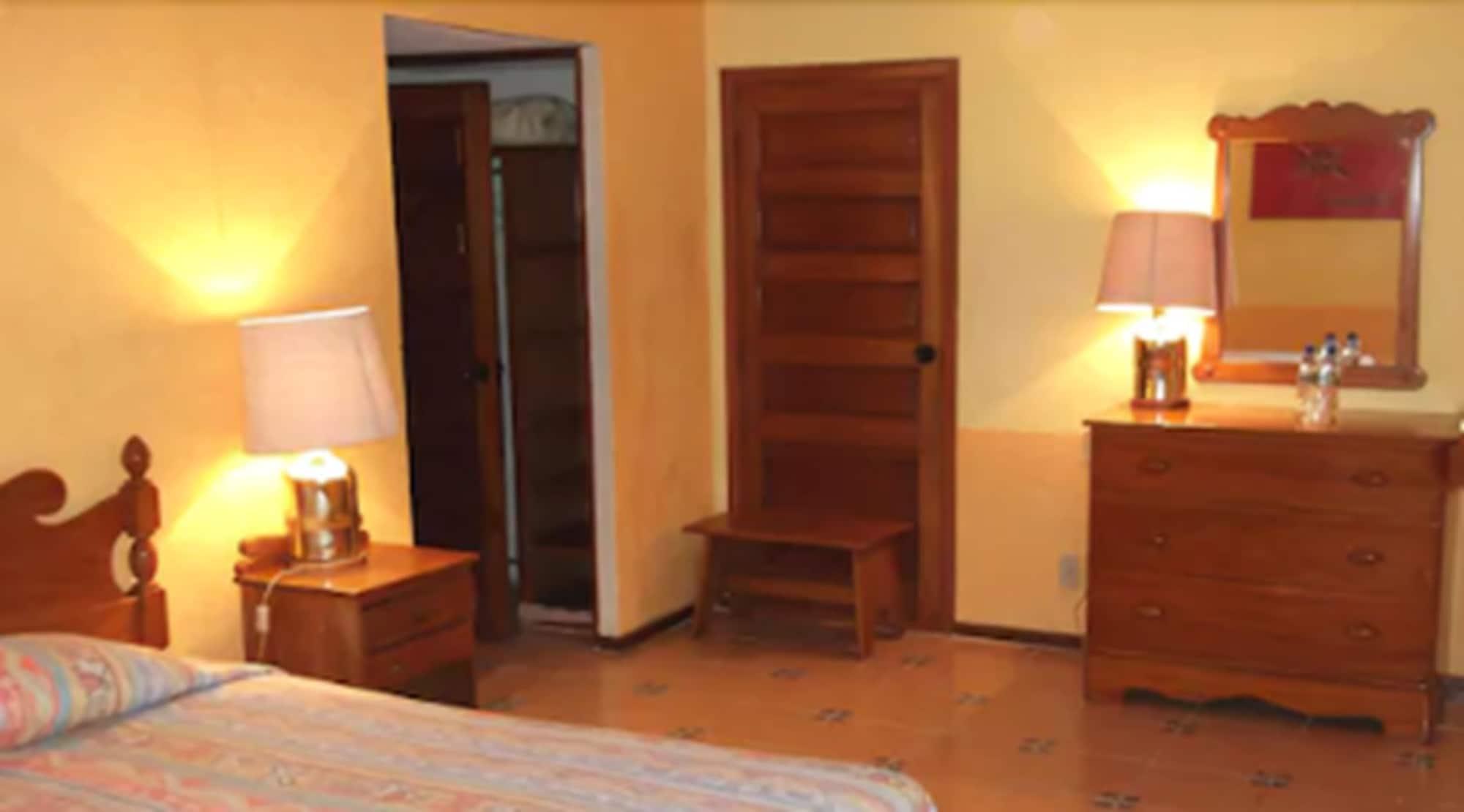 Hotel Spa Taninul Los Puentes Buitenkant foto